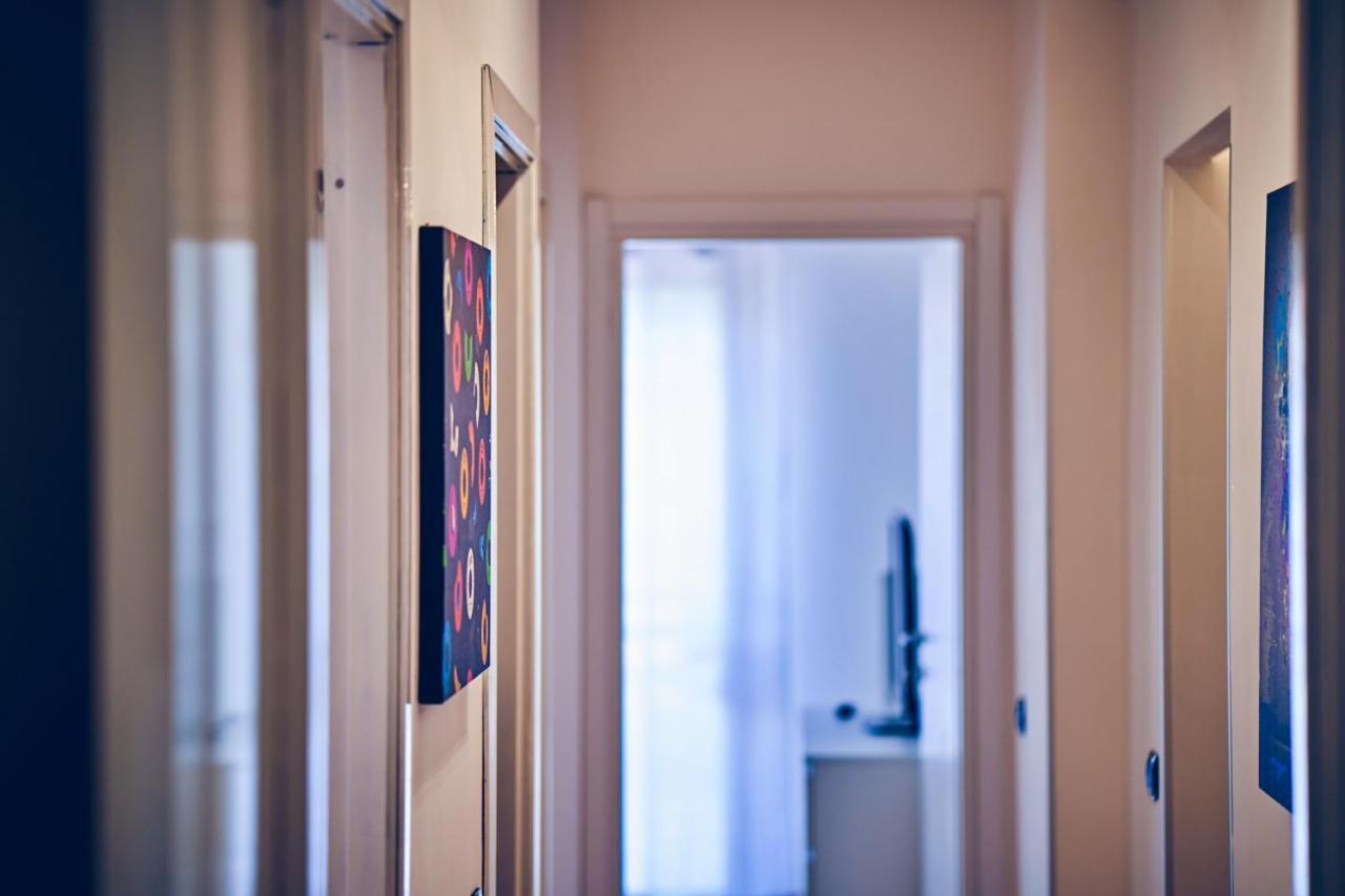 Travelershome 7Metri Guesthouse Ciampino Exterior foto