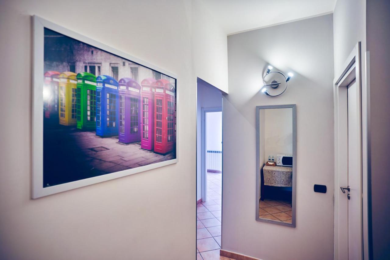 Travelershome 7Metri Guesthouse Ciampino Exterior foto